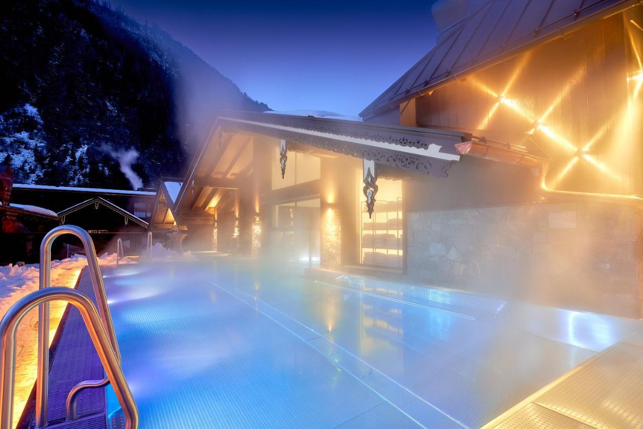 Hotel Neue Post Mayrhofen Exterior foto
