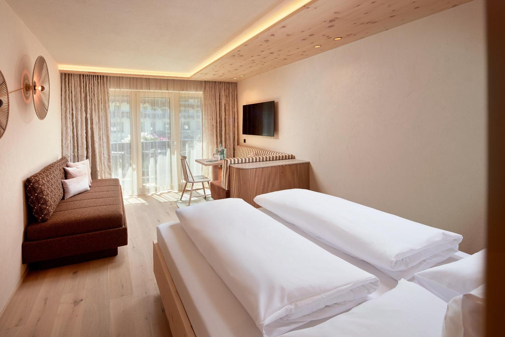 Hotel Neue Post Mayrhofen Exterior foto